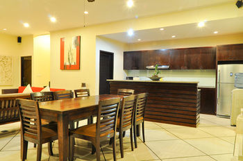 Tresna Seminyak (Bali)