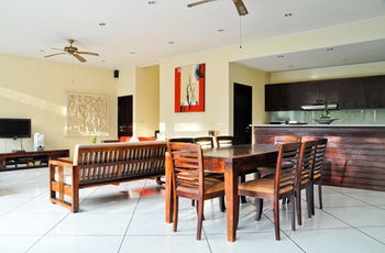 Hotel Tresna Seminyak (Bali)